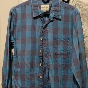 Men’s American Eagle Button-Down Shirt Size Medium